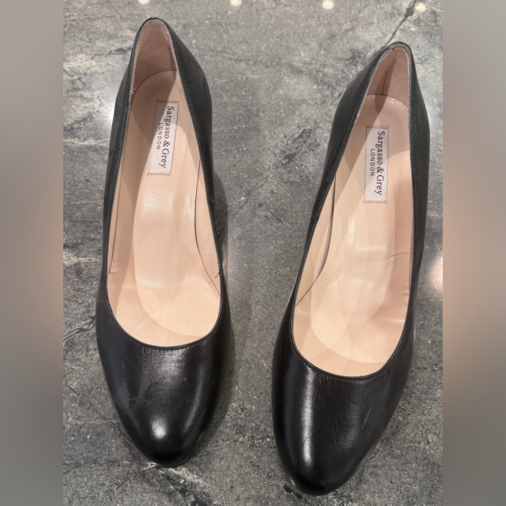 New & Unworn - Size 41 - Sargasso & Grey Wide Fit Black Leather Pumps